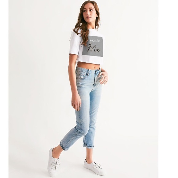 Haute Mess Loose Fit Boxy Cropped Tee NWT - Picture 3 of 6